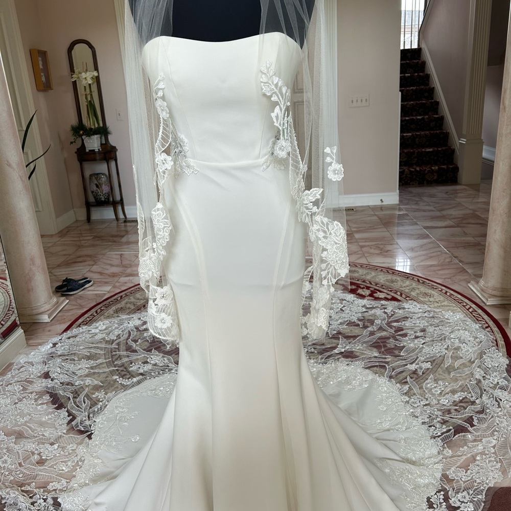 New Casablanca Ivory June BL405 Fitted Crepe Wedding Bridal Gown Sz 6